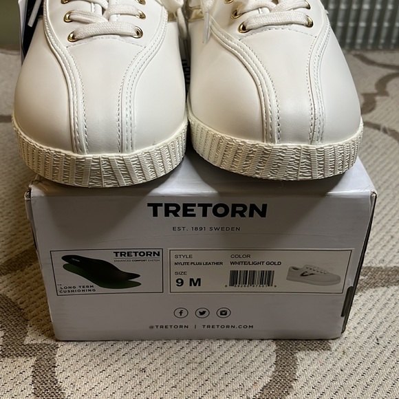Tretorn Cream Sneakers with Gold Accents - Picture 8 of 14